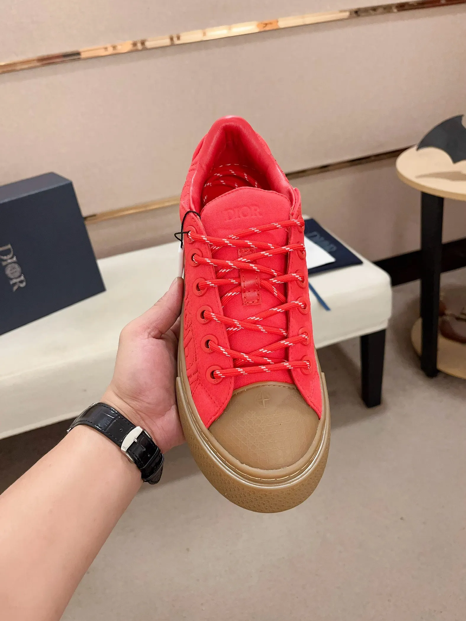Men's shoes 💰: 680💰 [Dior·Dior] Top 🔍Couple model 💏🔍New casual sports style couple shoes, new four-season design, perfect workmanship, lace-up lazy style to create cabinet quality, upper: imported first-layer cowhide, sheepskin lining is soft and comfortable, ultra-light TPU wear-resistant outsole, simple, versatile fashion men's shoes, excellent color code number 35--44